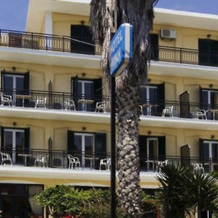 Niki Hotel Samos Town Zewnętrze zdjęcie