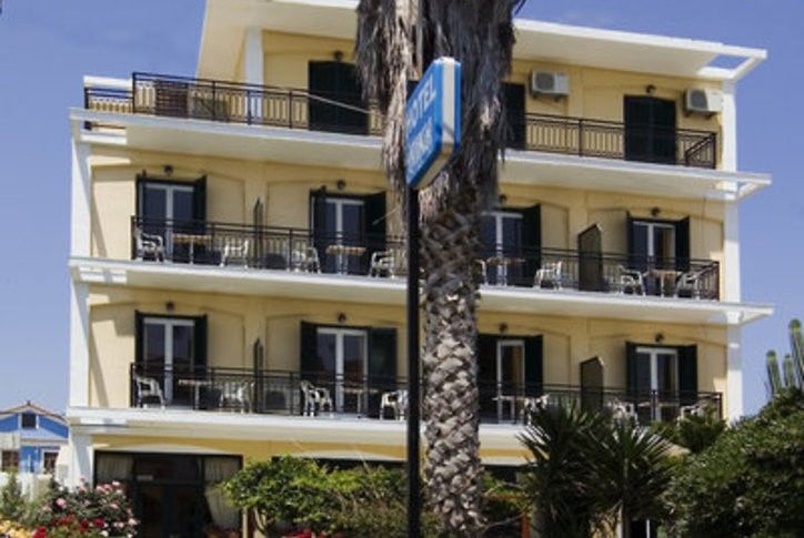 Niki Hotel Samos Town Zewnętrze zdjęcie
