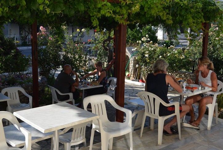 Niki Hotel Samos Town Zewnętrze zdjęcie